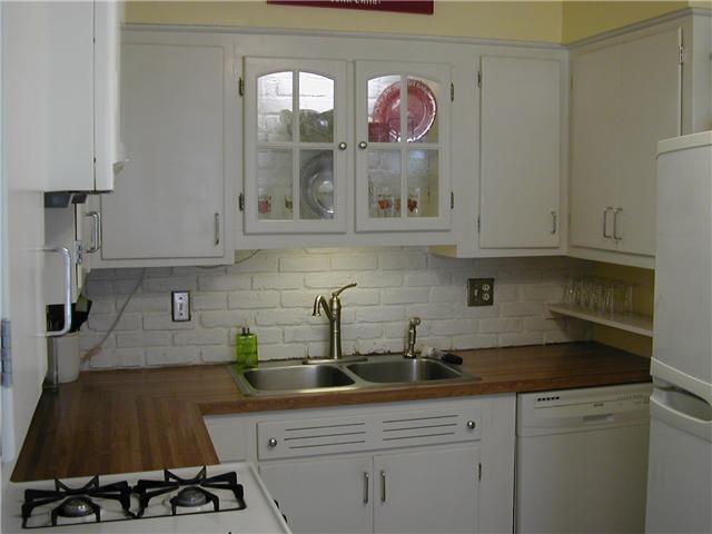 2188 Nottingham Road Columbus, OH 43221 - Photo 5 of 14