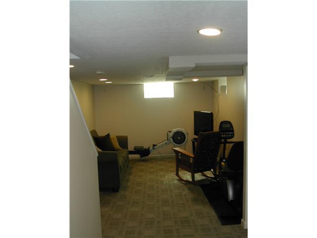 2188 Nottingham Road Columbus, OH 43221 - Photo 10 of 14