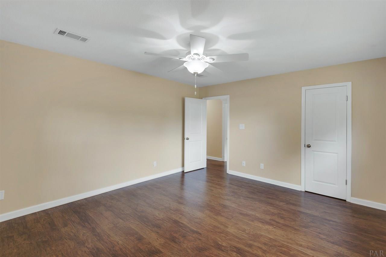 5725 Adelyn Road Pensacola, FL 32504 - Photo 31 of 42 Gallery Image 31