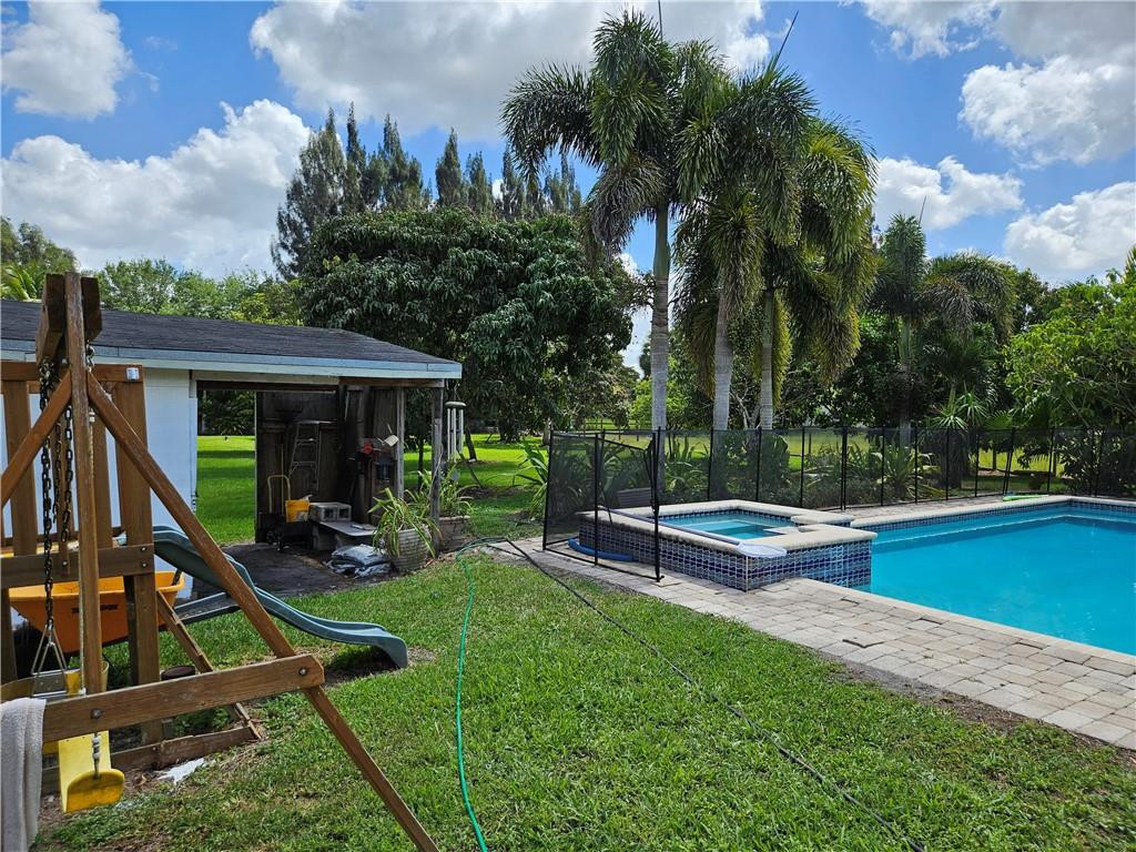 5100 Southwest 164th Terrace Southwest Ranches, FL 33331 - Photo 12 of 49 Photo 13
