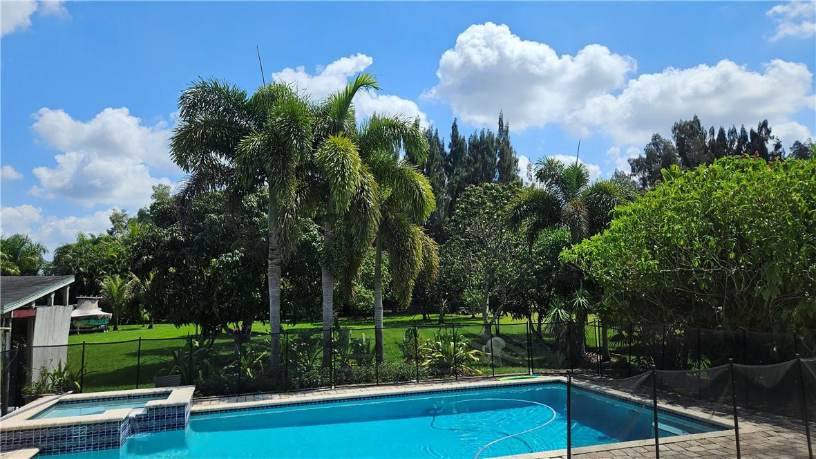 5100 Southwest 164th Terrace Southwest Ranches, FL 33331 - Photo 16 of 49 Photo 17