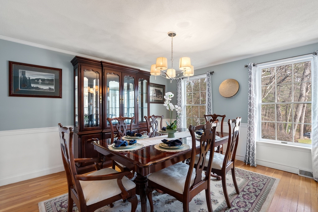 11 Axdell Road Sudbury, MA 01776 - Photo 9 of 42