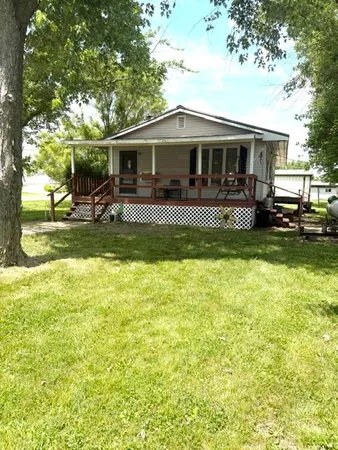 $59,900 | 205 South Gibbs Street, Sullivan, IL 61951