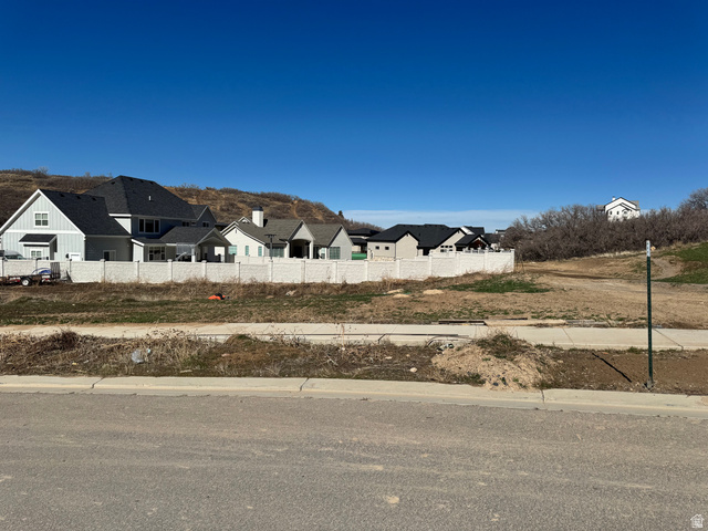3583 South Mapleton Drive, Unit 13 Mapleton, UT 84664 - Photo 8 of 14 View of yard