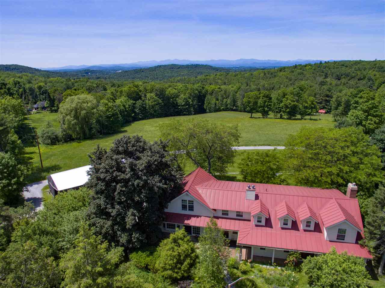 1451 Butternut Road Williston, VT 05495 - Photo 3 of 40