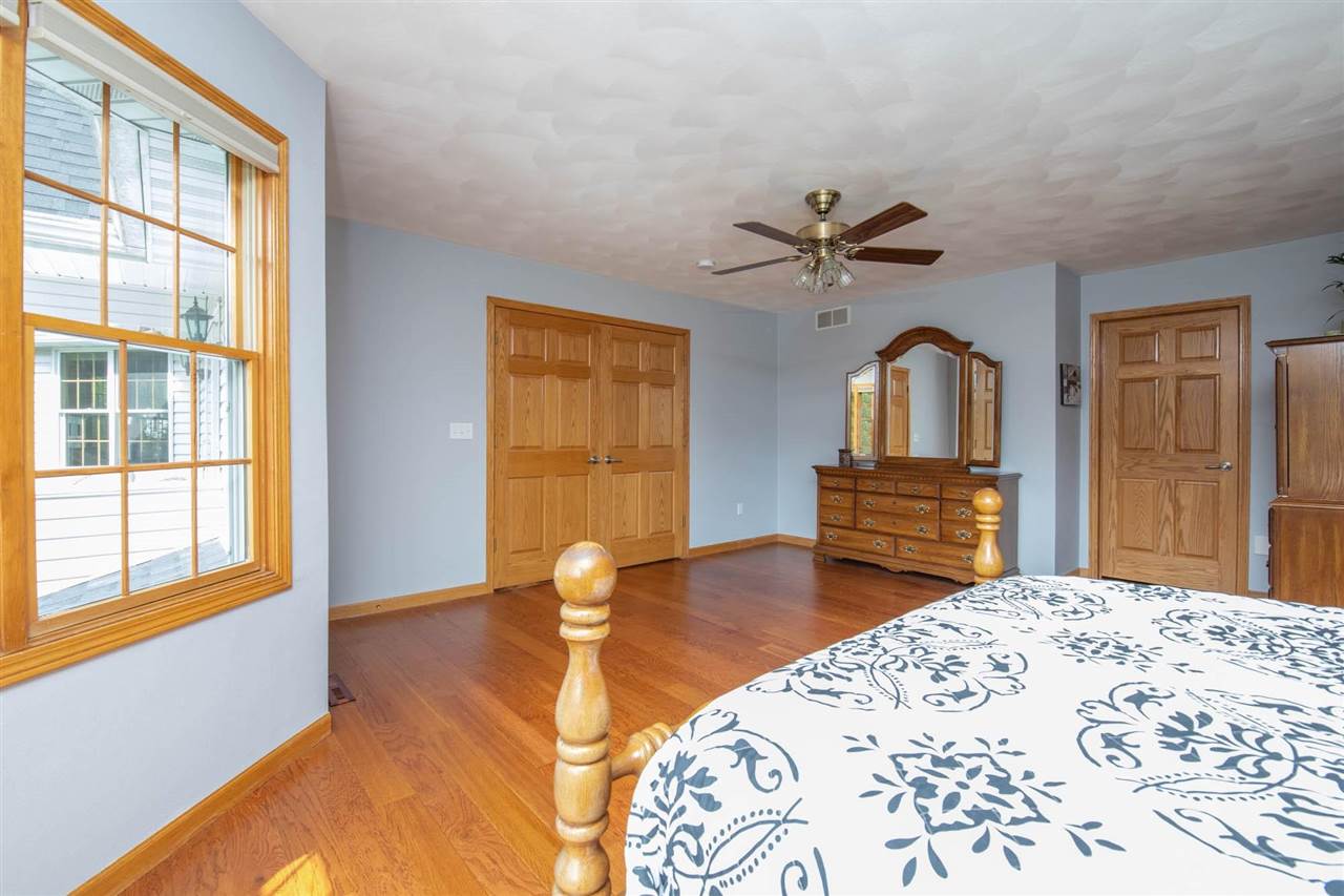 13176 12 Oaks Ridge Roscoe, IL 61073 - Photo 16 of 26 Gallery Image 16
