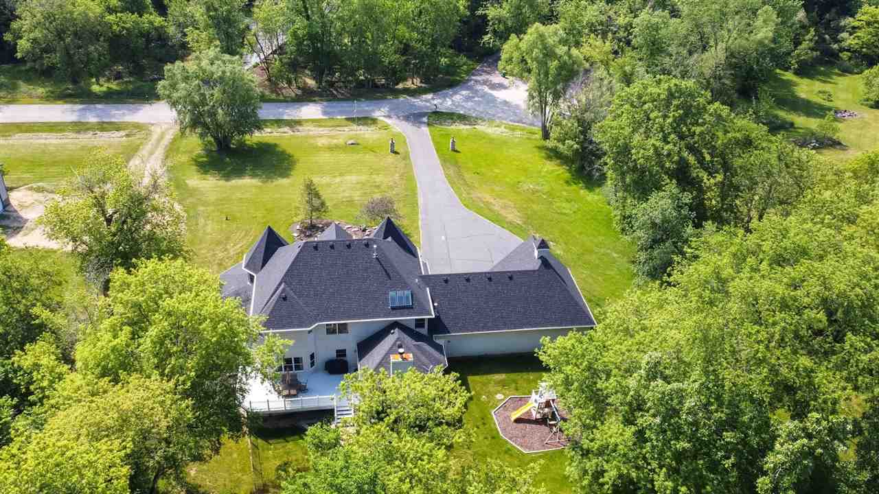 13176 12 Oaks Ridge Roscoe, IL 61073 - Photo 2 of 26 Gallery Image 2