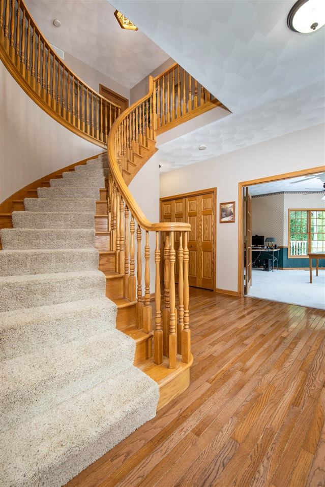13176 12 Oaks Ridge Roscoe, IL 61073 - Photo 8 of 26 Gallery Image 8