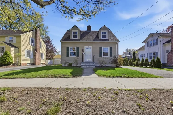 $289,900 | 83 Ellsworth Avenue, Springfield, MA 01118