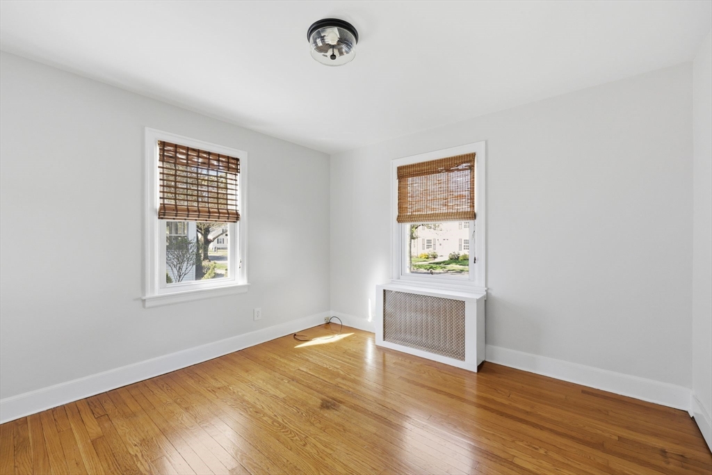 83 Ellsworth Avenue Springfield, MA 01118 - Photo 23 of 40
