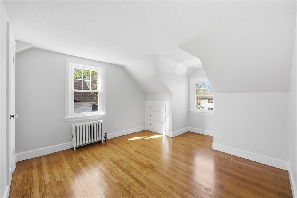83 Ellsworth Avenue Springfield, MA 01118 - Photo 28 of 40