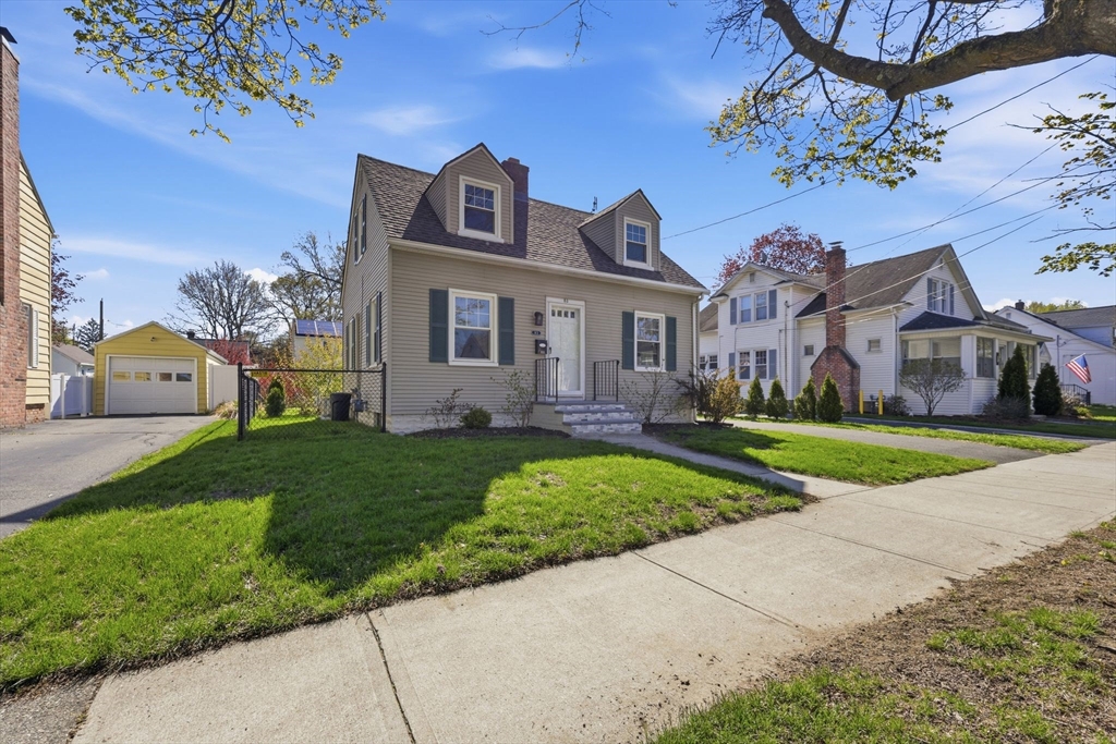 83 Ellsworth Avenue Springfield, MA 01118 - Photo 4 of 40