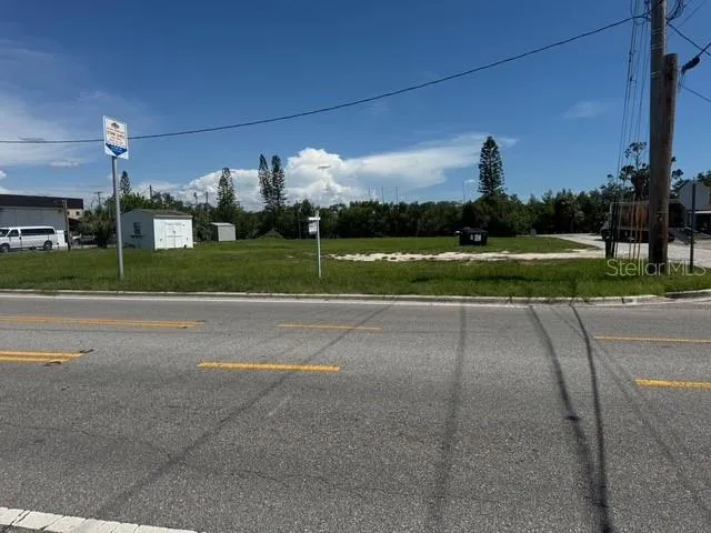 $275,000 | 203 1st Street Northwest, Ruskin, FL 33570