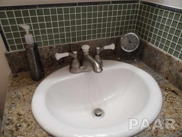 1204 Hampton Road Washington, IL 61571 - Photo 21 of 34 Gallery Image 21