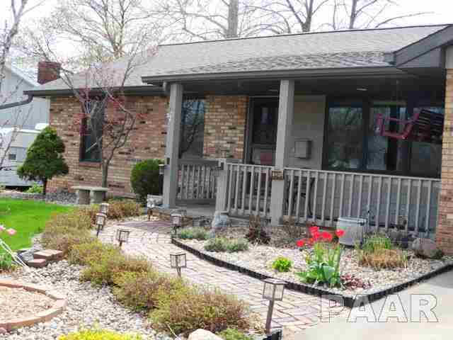 1204 Hampton Road Washington, IL 61571 - Photo 3 of 34 Gallery Image 3