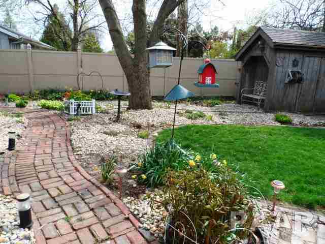 1204 Hampton Road Washington, IL 61571 - Photo 33 of 34 Gallery Image 33