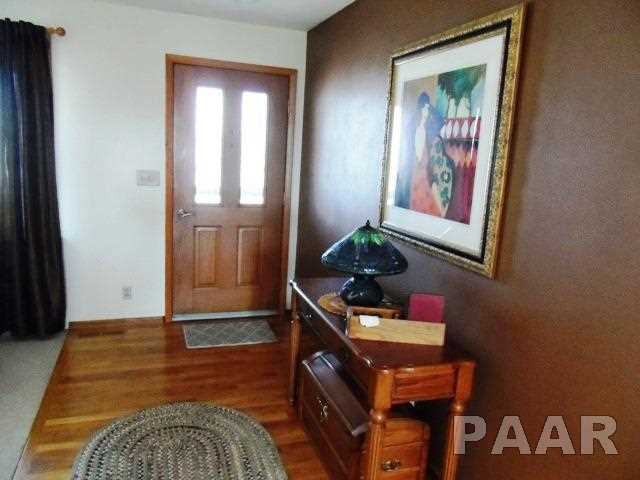 1204 Hampton Road Washington, IL 61571 - Photo 5 of 34 Gallery Image 5