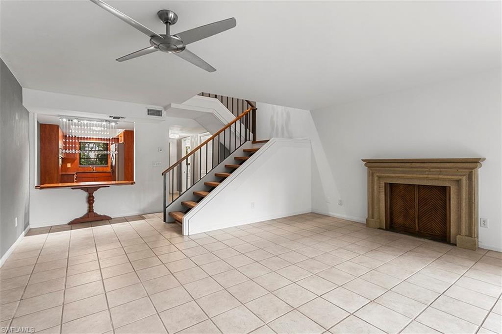1201 Solana Road, Unit 3 Naples, FL 34103 - Photo 7 of 17 Gallery Image 7