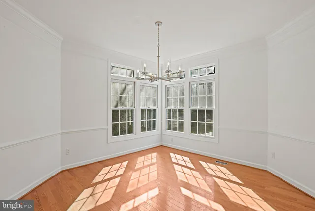 $1,325,000 | 9927 Miles Stone Court, Vienna, VA 22181