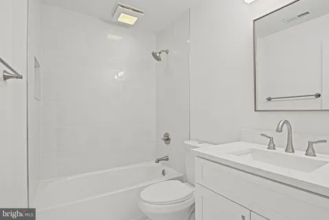 $1,325,000 | 9927 Miles Stone Court, Vienna, VA 22181