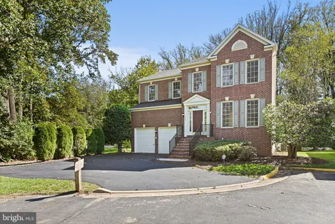 $1,325,000 | 9927 Miles Stone Court, Vienna, VA 22181