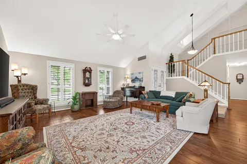 $569,000 | 303 Longview Drive, Sugar Land, TX 77478