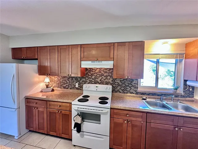 $2,400 | 5417 Jersey Avenue South, Gulfport, FL 33707