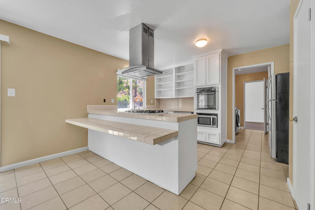 252 Columbia Road Thousand Oaks, CA 91360 - Photo 11 of 34