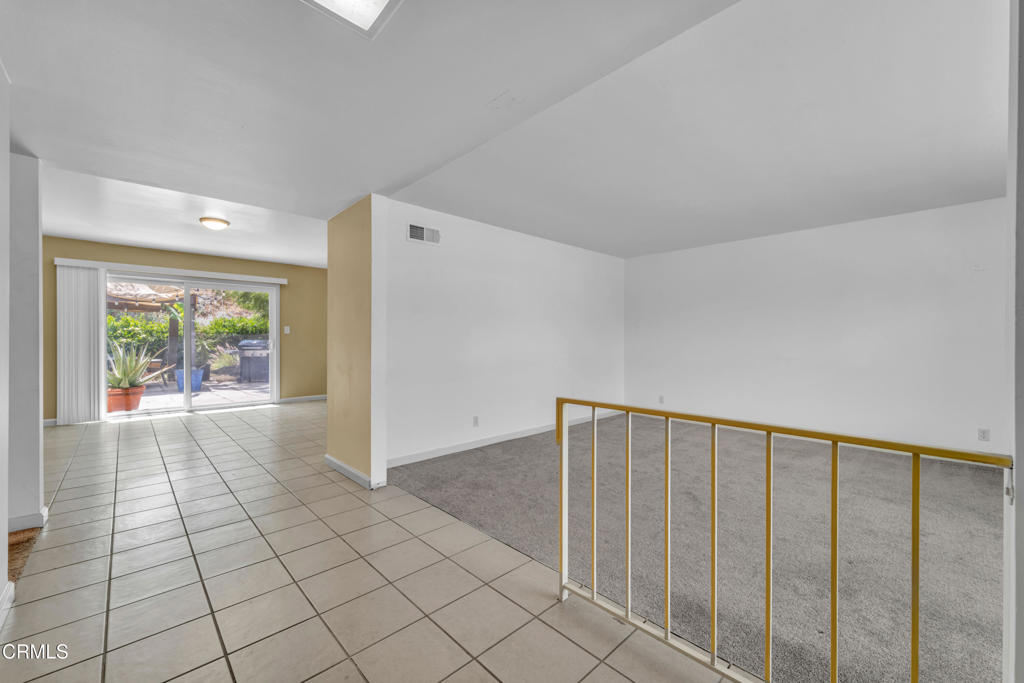 252 Columbia Road Thousand Oaks, CA 91360 - Photo 6 of 34