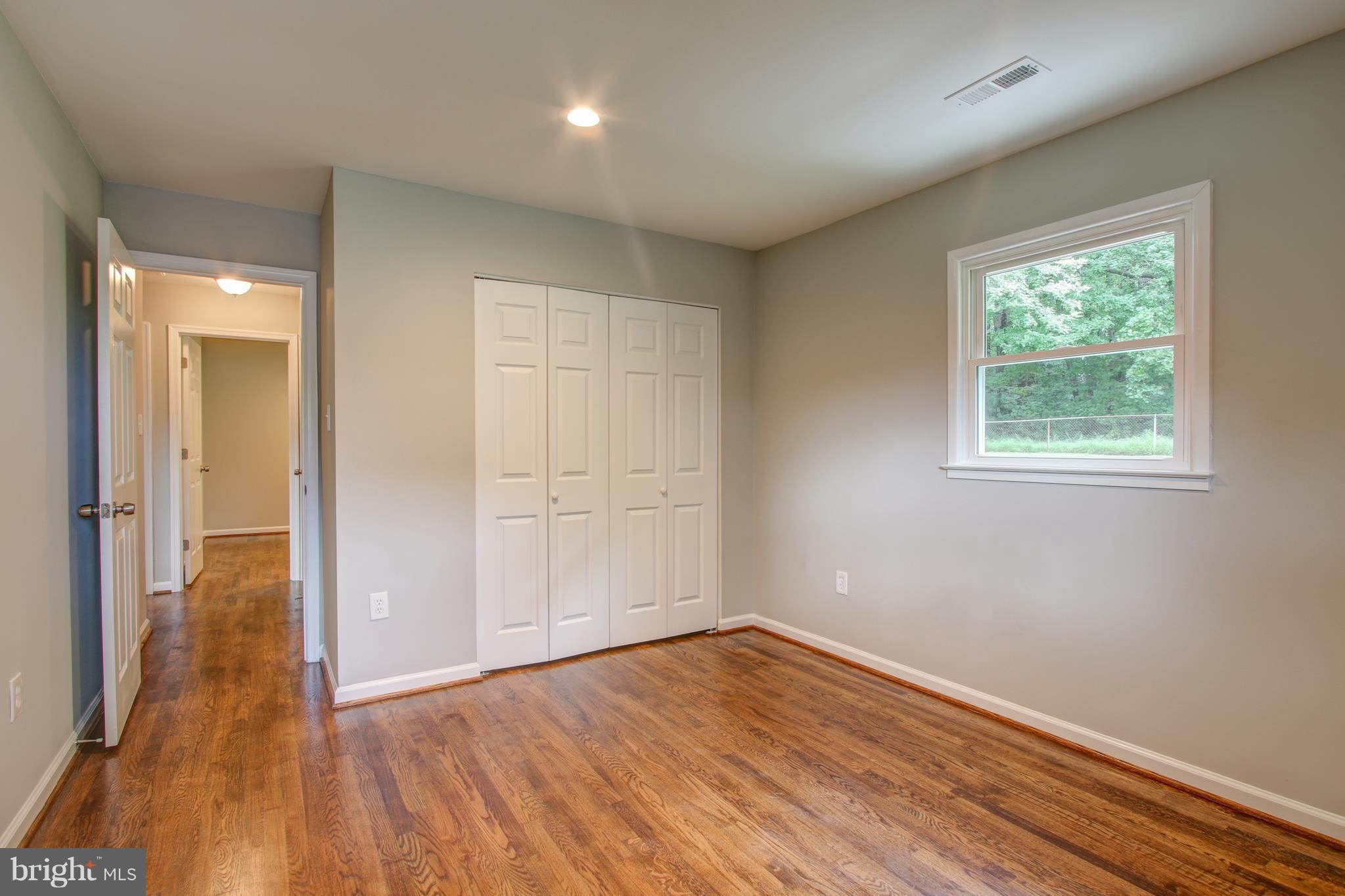 13126 Haddock Road Woodbridge, VA 22193 - Photo 14 of 30 Bedroom 1