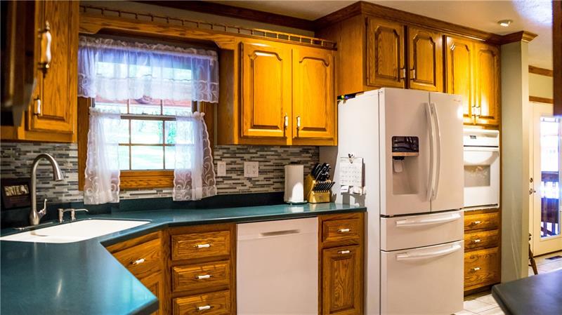 1107 Herman Road Butler, PA 16002 - Photo 12 of 25