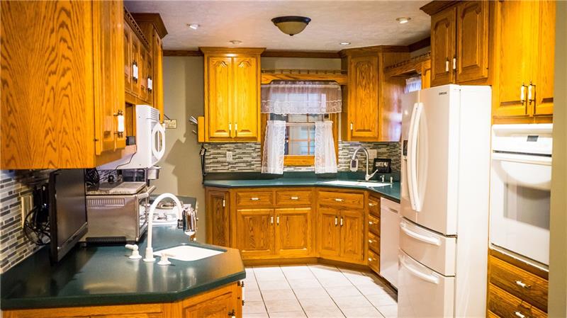 1107 Herman Road Butler, PA 16002 - Photo 13 of 25
