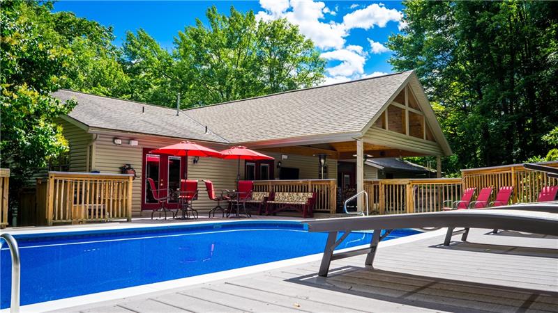 1107 Herman Road Butler, PA 16002 - Photo 4 of 25