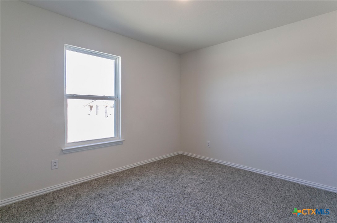 3817 Poteet Court Temple, TX 76504 - Photo 9 of 13 an empty room with a window