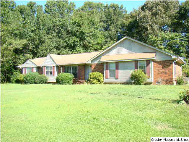 2038 Forest Glen Road Sylacauga, AL 35150 - Photo 1 of 17
