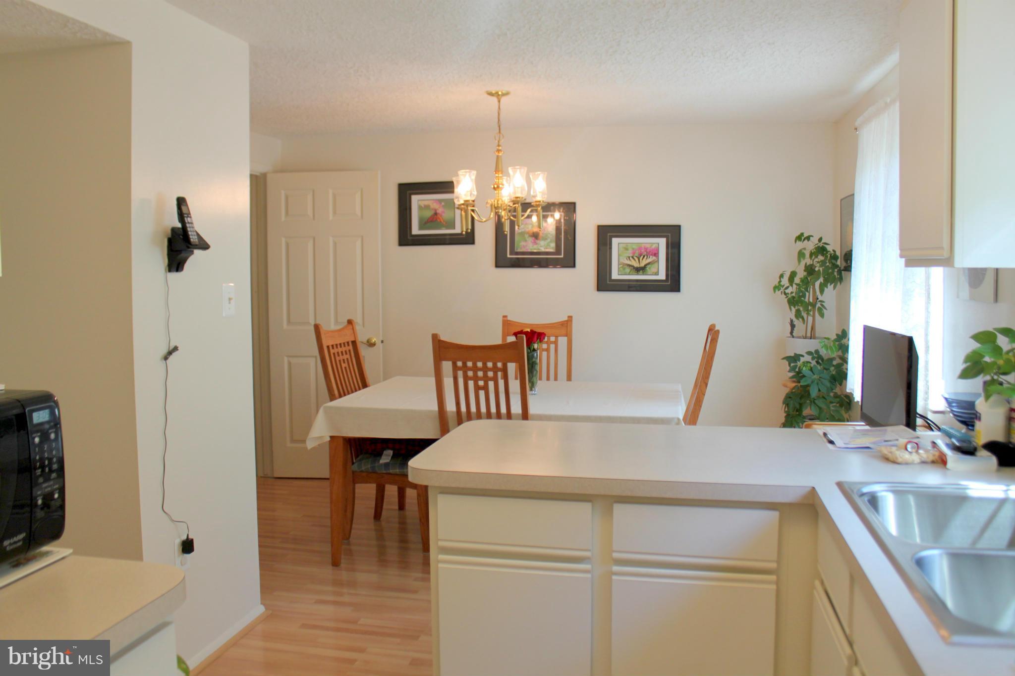 6228 Hillside Road Springfield, VA 22152 - Photo 3 of 19 Kitchen