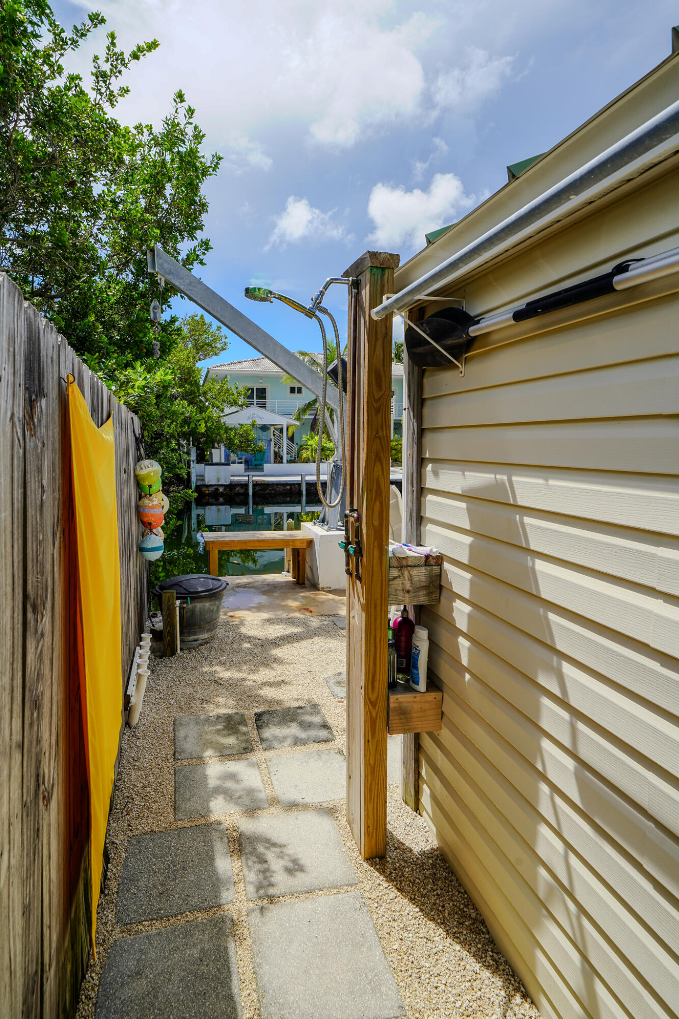 21 Corrine Place Key Largo, FL 33037 - Photo 32 of 46 a view of a patio