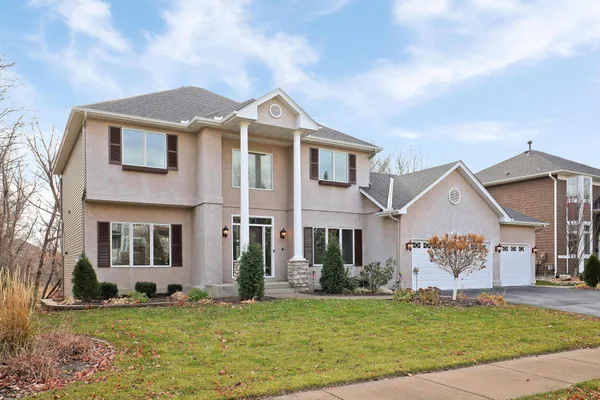 $839,900 | 17685 79th Place North, Maple Grove, MN 55311