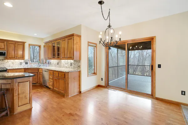 $839,900 | 17685 79th Place North, Maple Grove, MN 55311