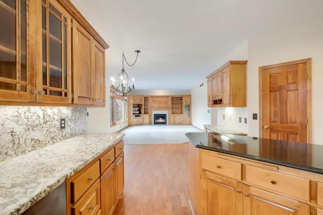 $848,800 | 17685 79th Place North, Maple Grove, MN 55311