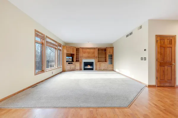 $839,900 | 17685 79th Place North, Maple Grove, MN 55311