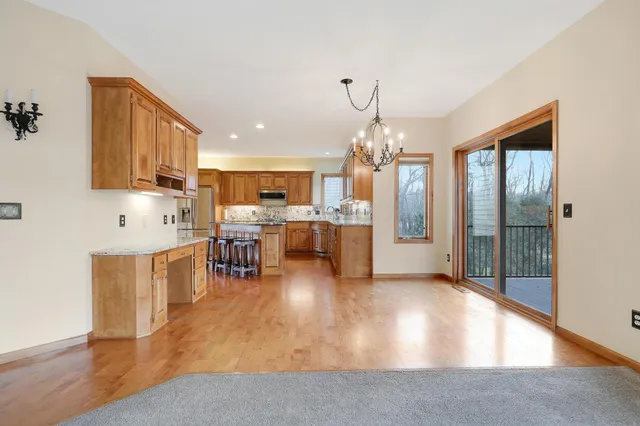 $848,800 | 17685 79th Place North, Maple Grove, MN 55311