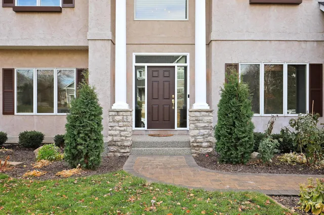 $848,800 | 17685 79th Place North, Maple Grove, MN 55311