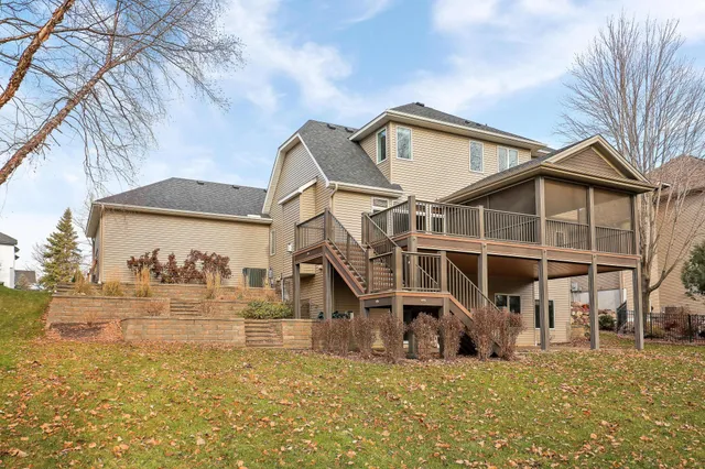 $848,800 | 17685 79th Place North, Maple Grove, MN 55311