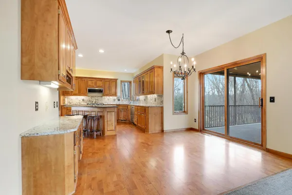 $839,900 | 17685 79th Place North, Maple Grove, MN 55311