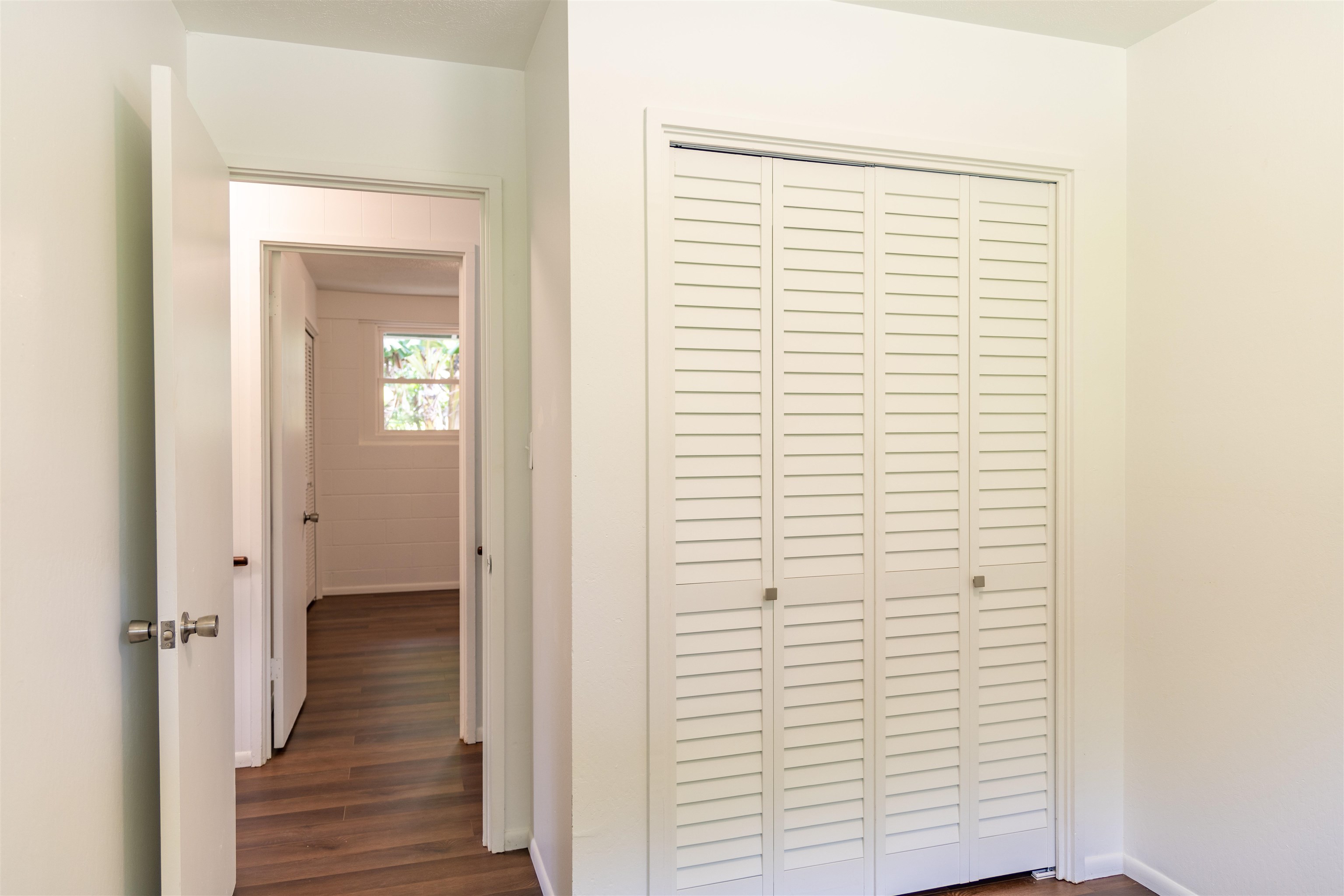 1660 West Kuiaha Road, Unit A Haiku, HI 96708 - Photo 21 of 30 a view of a bathroom from the hallway