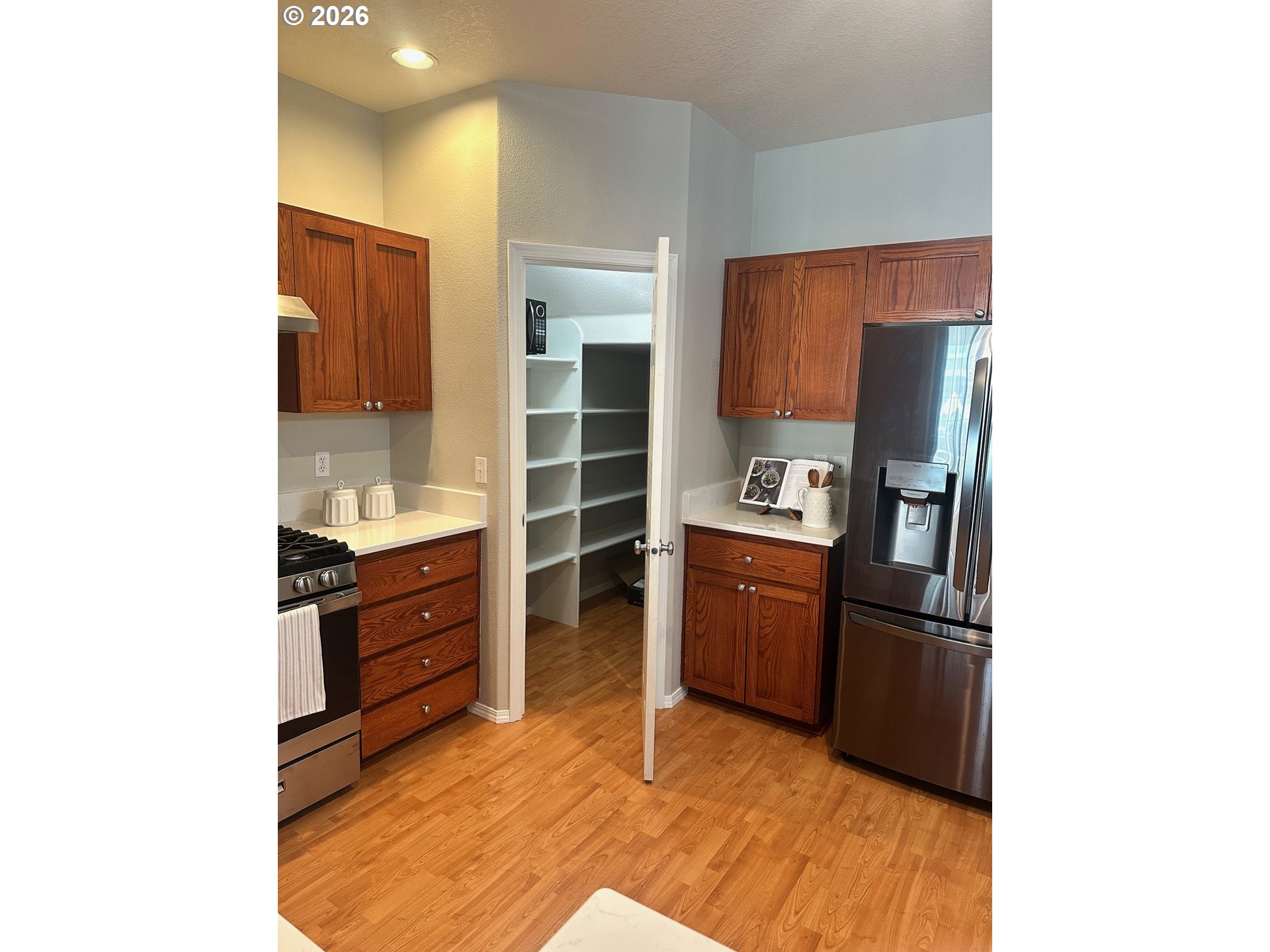 17068 Southwest Pleasanton Lane Beaverton, OR 97003 - Photo 8 of 33