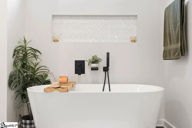 $500,000 | 179 Eastbrook Drive, Woodruff, SC 29388