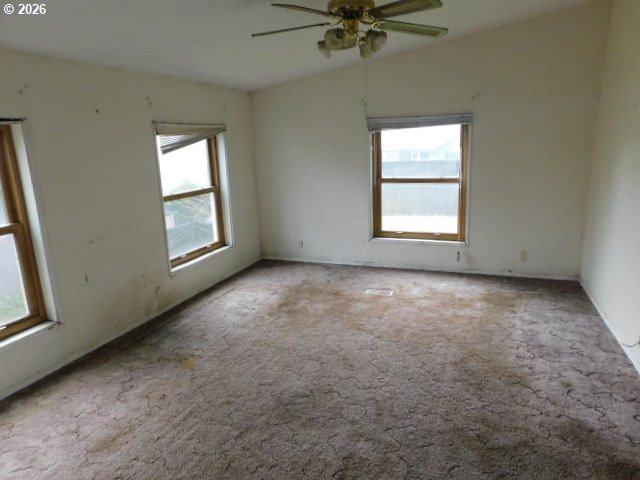 406 Chicago Street Northeast Albany, OR 97321 - Photo 10 of 19
