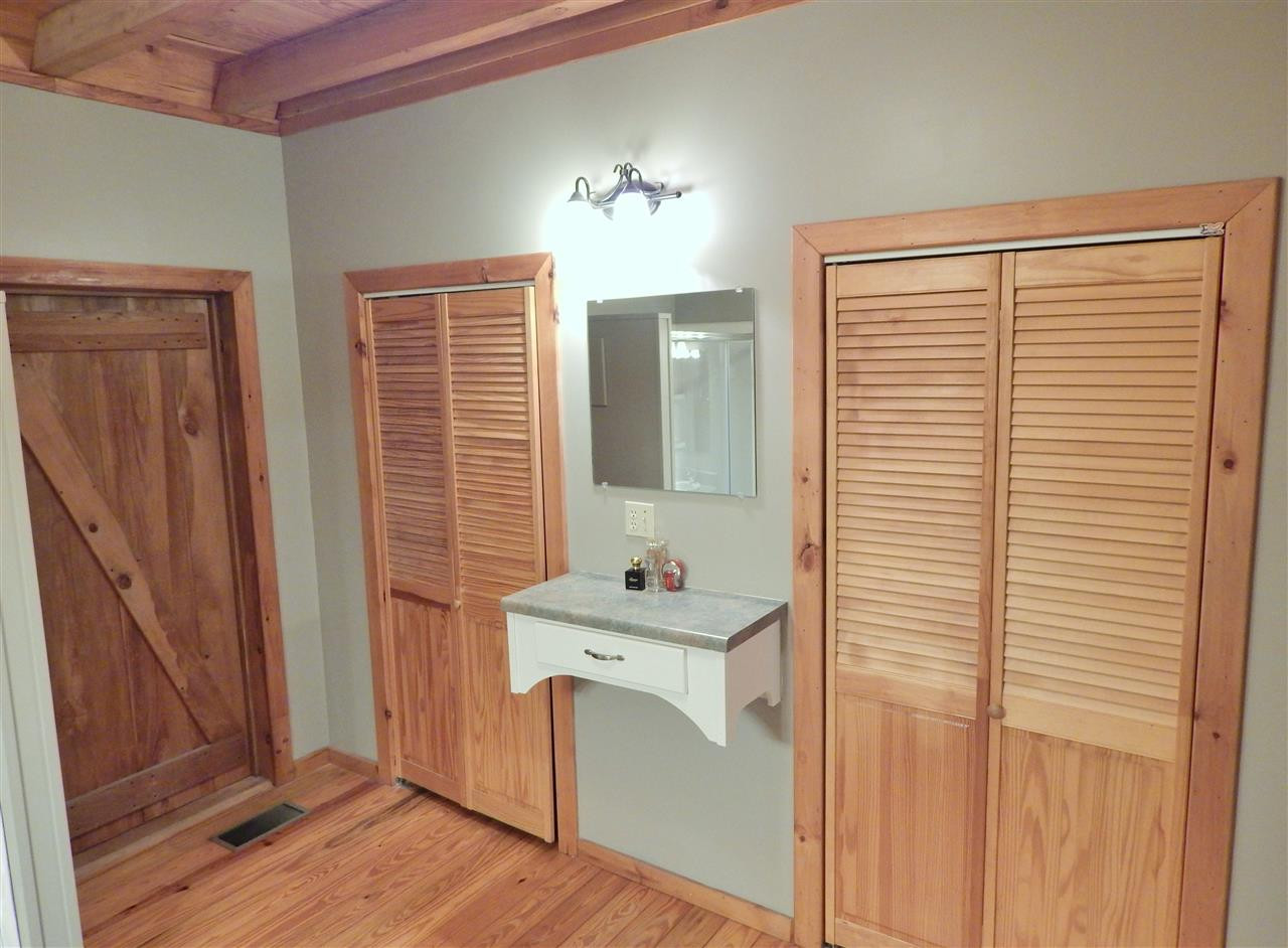 2990 Scarborough Road Carthage, MS 39051 - Photo 19 of 46 His 'n Her's Closets